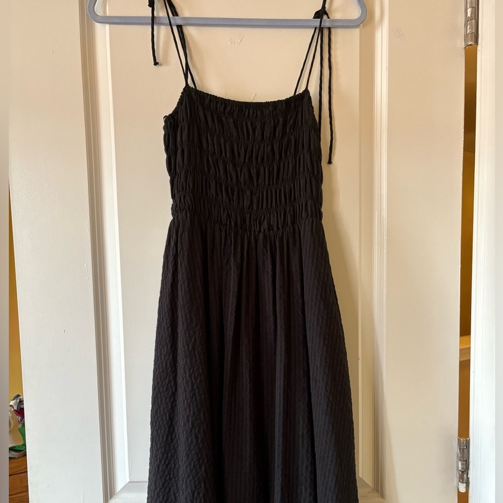 Forever 21 Black midi dress